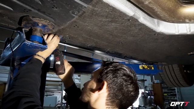 OPT7 DreamColor Chasing Underglow Light Kit Installation on 2021 Toyota Supra смотреть онлайн