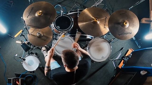 Blink-182 — Feeling This (Dmitriy Gushchin drum cover) смотреть онлайн