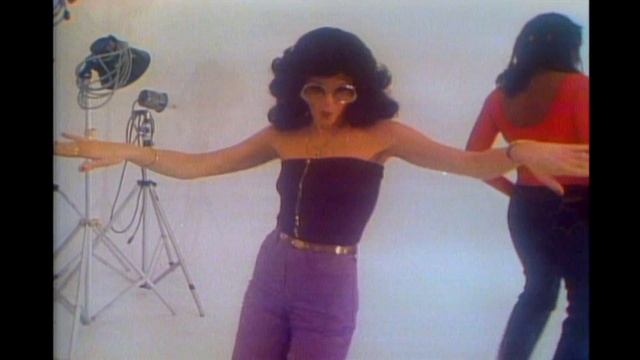 Rhonda Weiss: Jewess Jeans - SNL смотреть онлайн