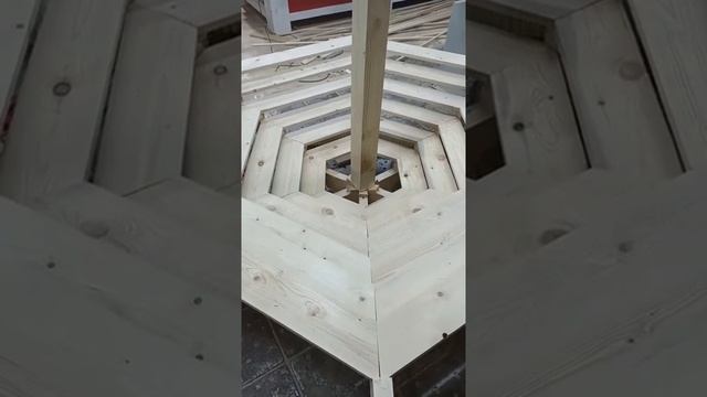 Деревянный пляжный зонтик смотреть онлайн