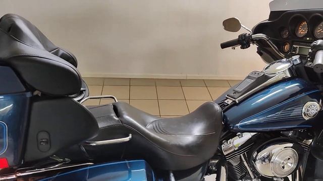 HARLEY-DAVIDSON FLHTCUI Electra Glide Ultra Classic (6275)