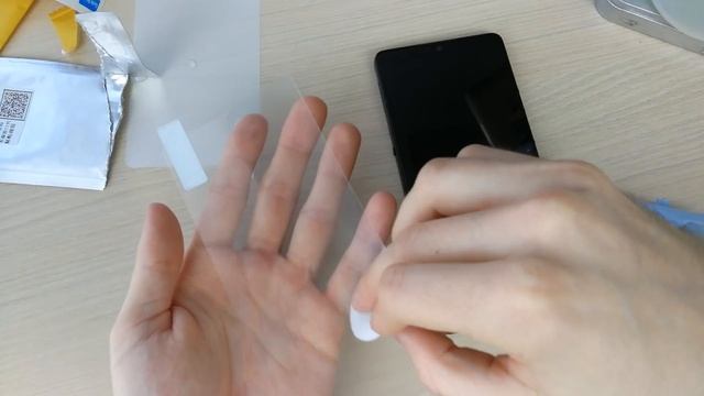Гидрогель для смартфона (Hydrogel Protective Full Body Film) клеим на Smartisan NUT PRO 2