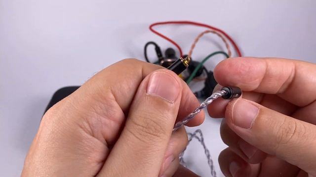RUAUDIO Headphone Cables — For Every Taste And Wallet