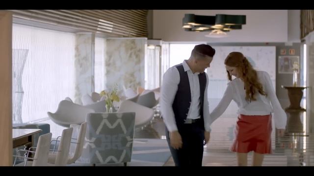 GRUPO EXTRA - BESOS A ESCONDIDAS (OFFICIAL VIDEO) FEAT. CARLOS ESPINOSA (BACHATA HIT) смотреть онлайн
