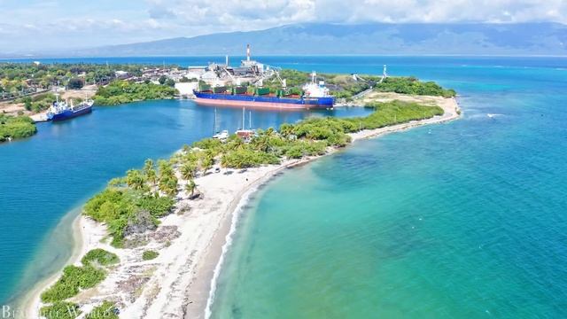 Caribbean 4K Drone Nature Film - Calming Piano Music - Beautiful Beach