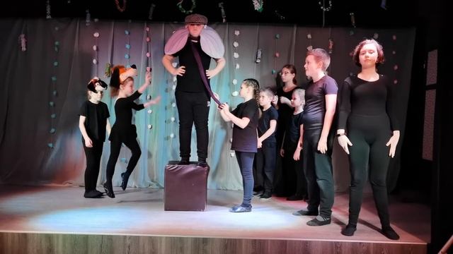 Басня "Слон и Моська" (старшая группа 2) смотреть онлайн