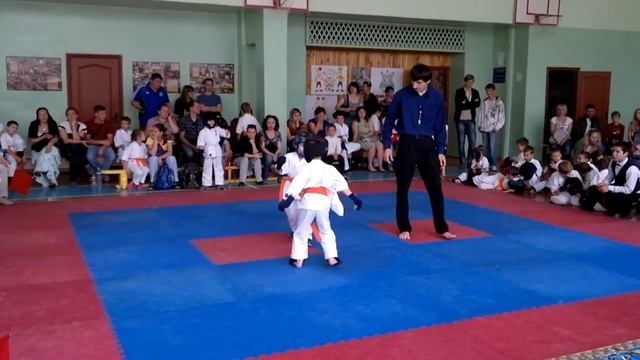 Петя Коновальчук. Победный бой.mp4 смотреть онлайн