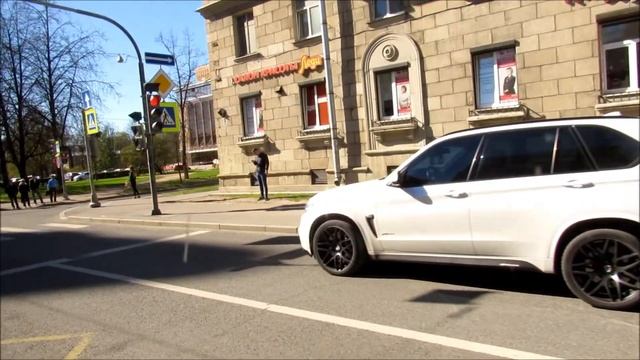 Трамвай 48 "Ж/д ст. "Кушелевка" - Лахтинский разлив" смотреть онлайн