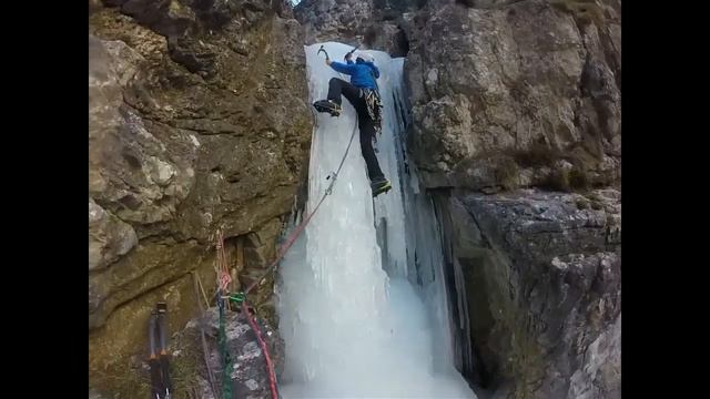 Ice climbing in Dolomites, Val Cimoliana смотреть онлайн