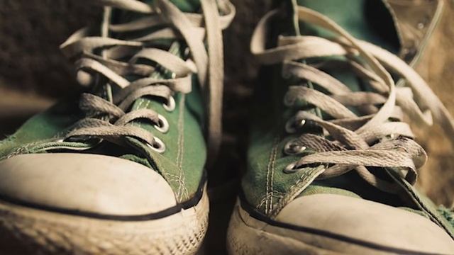 15 вещей, которые ни за что не стоит покупать в секонд хенде или с рук смотреть онлайн