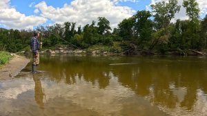 Не ожидал что эта рыба сломает удочку! рыбалка на речке