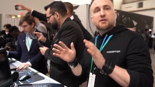 Acer Predator Helios 700 First Look: Gaming Laptop with Sliding Keyboard смотреть онлайн