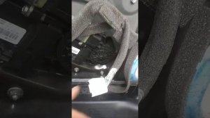 как снять обшивку двери рено флюенс и разбираем причину поломки стеклоподемник.