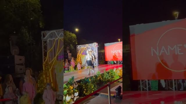 Модный показ?представили стильную школьную форму и рюкзаки? Бренд Name'OK смотреть онлайн