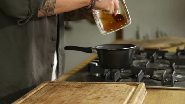 Honey Glazed Leg Of Lamb | Akis Petretzikis