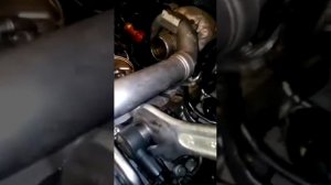 МЛ 164 W 164 om 642 Снятие регулятор давление топливной рампы рейки.