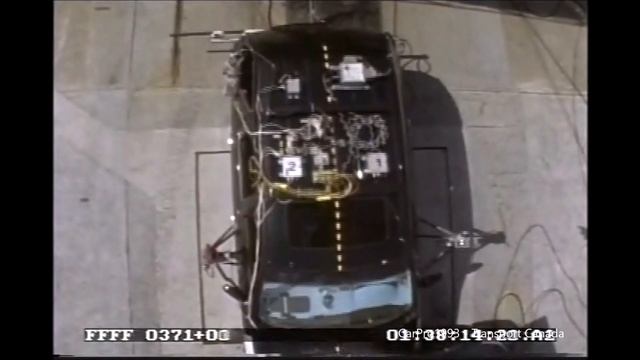 2001 Acura MDX Into 2001 Toyota Camry 90° Side Crash Test (ECE 96/27/EC - 45 Km/h) смотреть онлайн