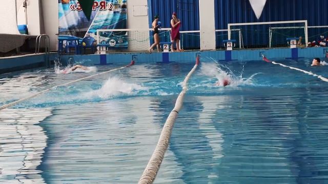 ЛУЧШИЙ ПЛОВЕЦ МЧС смотреть онлайн