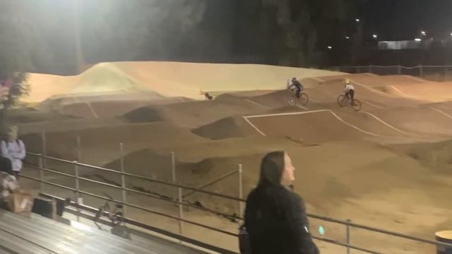 Metro BMX - Local District Single Points - 11 Cruiser (10.27.23) смотреть онлайн