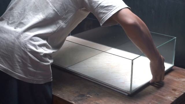 I made an amazing waterfall aquarium at very low cost (GUPPY FISH PALUDARIUM) смотреть онлайн