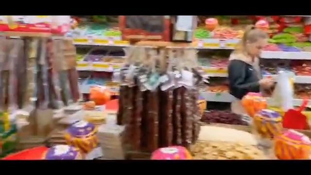 сегодня была на рынке Сухофруктов в Барнауле на Власихинской смотреть онлайн
