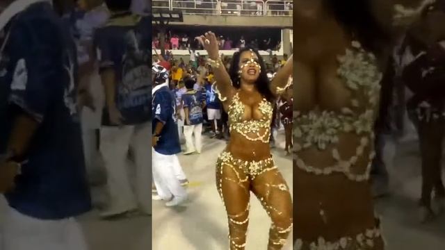 Rio Carnival Samba dancer Raissa Oliviera смотреть онлайн
