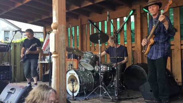 Head Gardeners - low Rider смотреть онлайн