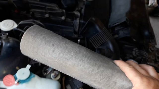 БМВ Е39 М57 МЕНЯЕМ ЧУМАЗЫЙ ФИЛЬТР ДВИГАТЕЛЯ смотреть онлайн