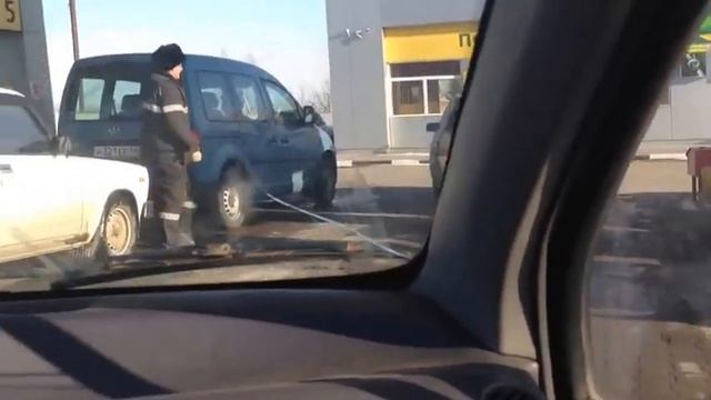 Заправка Подсолнух - Липецк - Вырвала пистолет смотреть онлайн