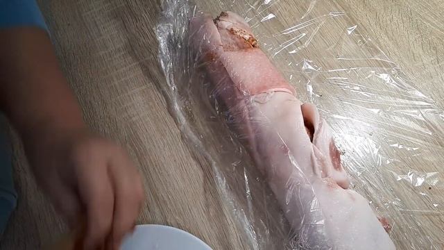 НЕ ПОВЕРИТЕ!2 КГ МЯСНОГО РУЛЕТА ЗА 1, 2$?? смотреть онлайн