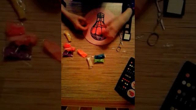 Лепим воздушный шар часть 2: из специального пластилина. смотреть онлайн