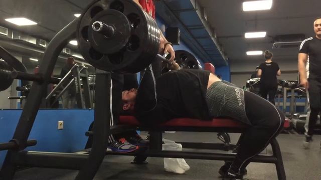 Жим лёжа 180*1 смотреть онлайн