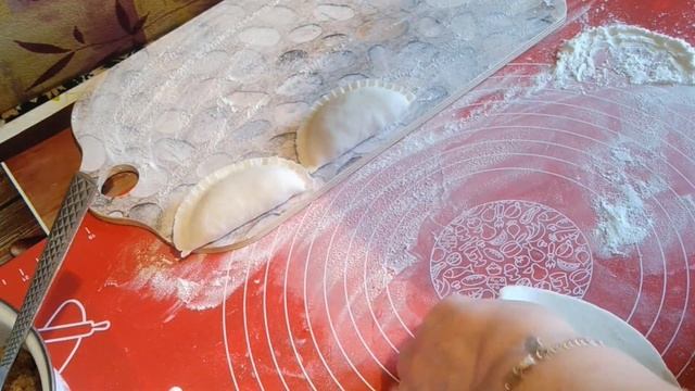 ЧЕБУРЕКИ/МИНИ ПИРОЖКИ С МЯСОМ/ТЕСТО ЗАВАРНОЕ/@ВКУСНАЯ КУХНЯ.Готовим для семьи смотреть онлайн