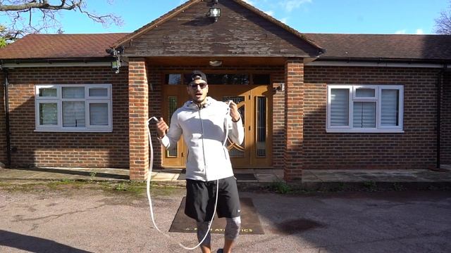 THE ULTIMATE BEGINNER JUMP ROPE TUTORIAL! 6 TIPS TO SKIP LIKE A PRO! by Rush Athletics смотреть онлайн