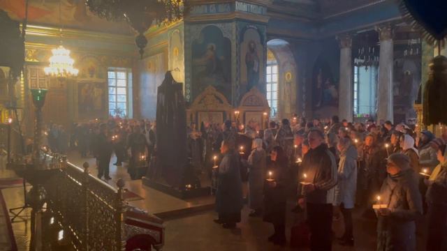 Разделиша ризы моя себе... Великий Четверток. 2023. смотреть онлайн