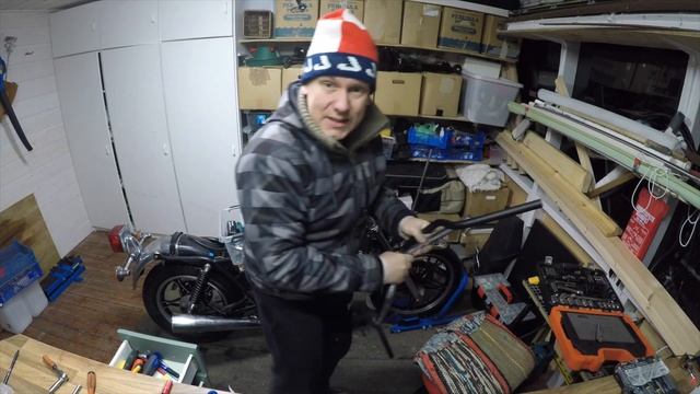 Suzuki GN250 EP03 - The Wirez смотреть онлайн