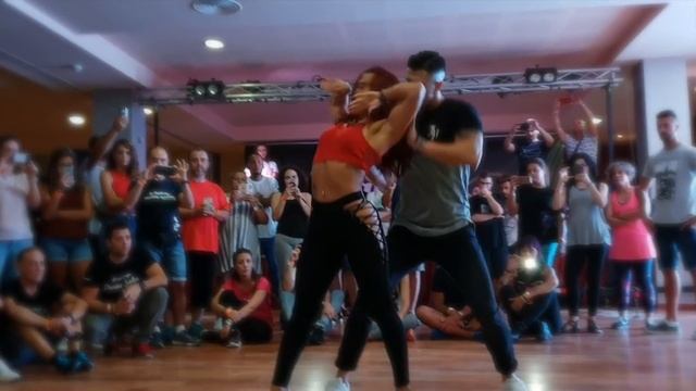 SENSUAL DANCE BY KIKE Y NAHIR INSTRUMENTAL смотреть онлайн