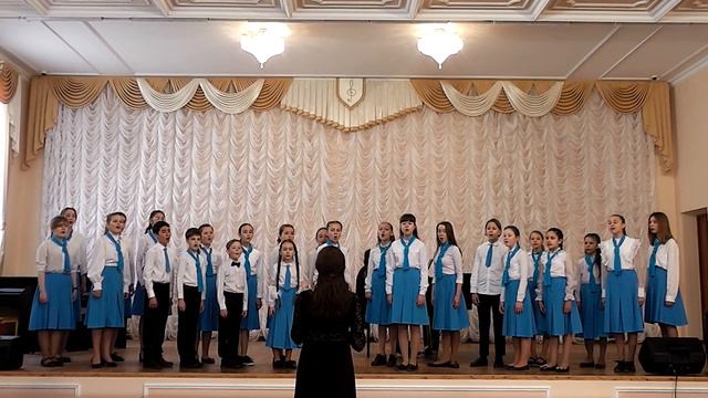 "Ave Maria" К.Сен-Санса; "Пионеры сажают леса" Д. Шостаковича из оратории "Песнь о лесах" смотреть онлайн