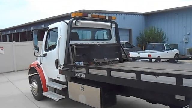 2004 Freightliner with Century 21ft Steel Bed смотреть онлайн