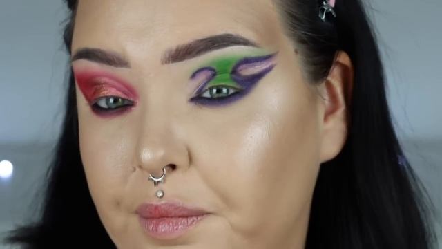 Немного Makeup Revolution x Beetlejuice и снова про гендерные роли смотреть онлайн