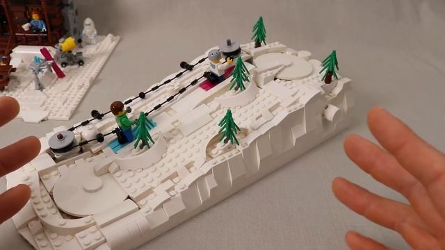 LEGO Ski Lift with Automatic Minifig Return смотреть онлайн