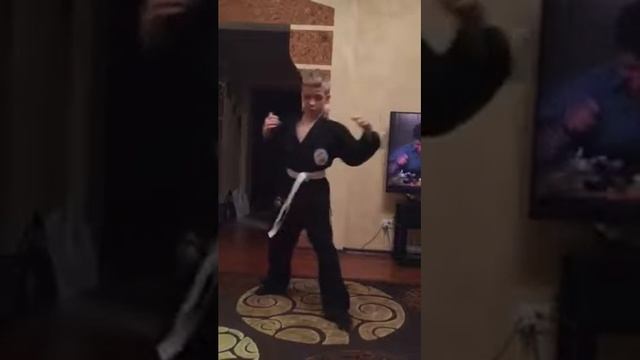 Влад показывает удары джиу-джитсу смотреть онлайн