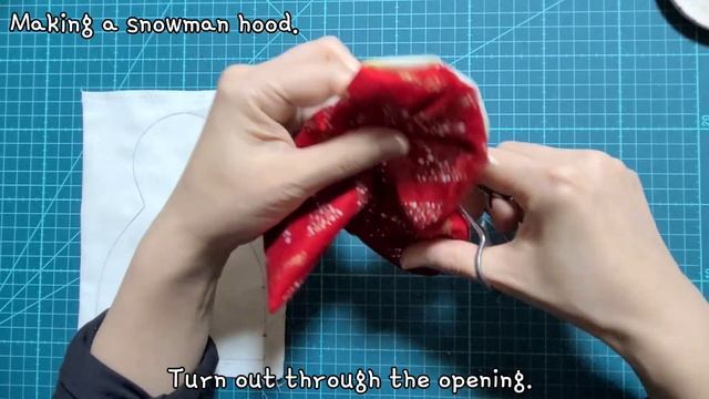 Making a snowman with red hood~⛄️❄️ #quilt #christmasquilt #sewingtutorial #dollmaking #인형만들기 смотреть онлайн