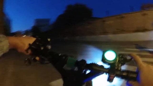 Дуалтрон и Speed Savage. Катаемся по городу СПб. смотреть онлайн
