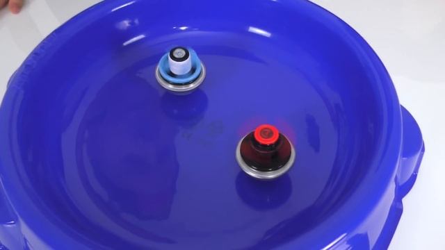 Электронные волчки инфинити надо! Инфинити Надо Боевой Медведь против Инфинити Надо Стальной Медвед смотреть онлайн