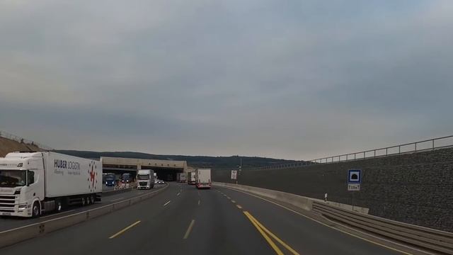 Загрузка камней в Германии. смотреть онлайн