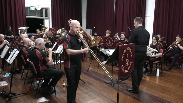 Frosty the Snowman: Bass Trombone Soloist Mat White with the South Brisbane Federal Band смотреть онлайн