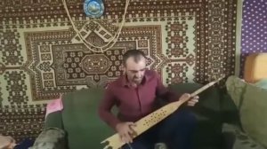 Исмаил на пандуре