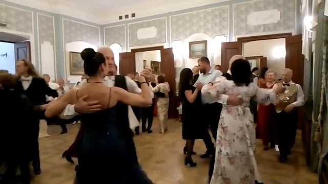 245 лет усадьбе Немцевичей. Октябрь,2022г. ВАЛЬС！ смотреть онлайн