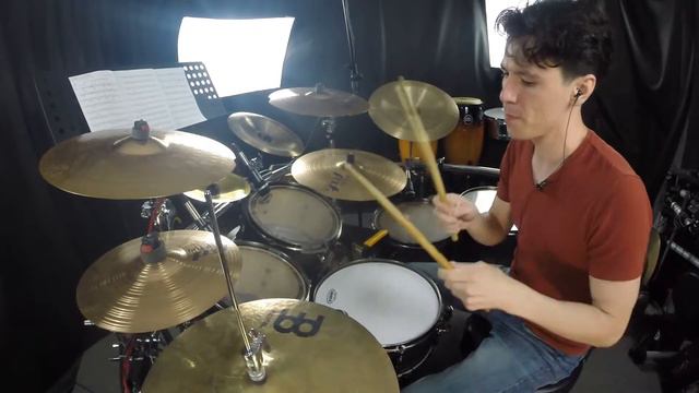 Arctic Monkeys - I Bet You Look Good On The Dancefloor - Drum Cover смотреть онлайн
